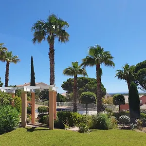  Appartement Location Pour 4 Personnes Presqu Ile De Giens 3 Etoiles